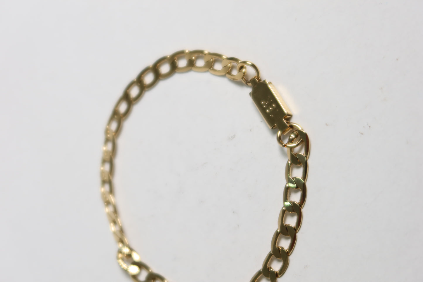 Pulseira Whisper de Aço Inoxidável Dourado
