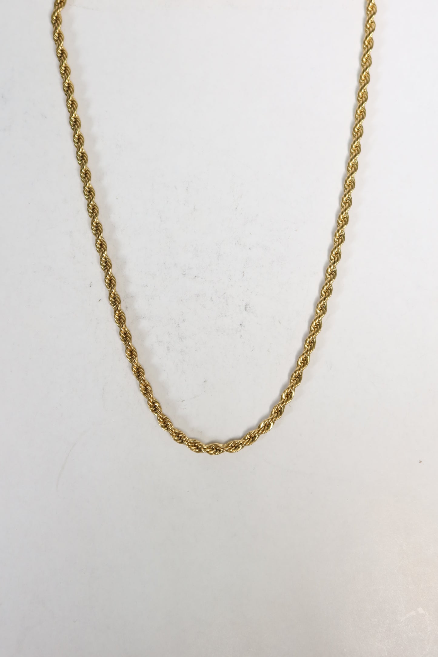 Colar Short Snail de Aço Inoxidável Dourado