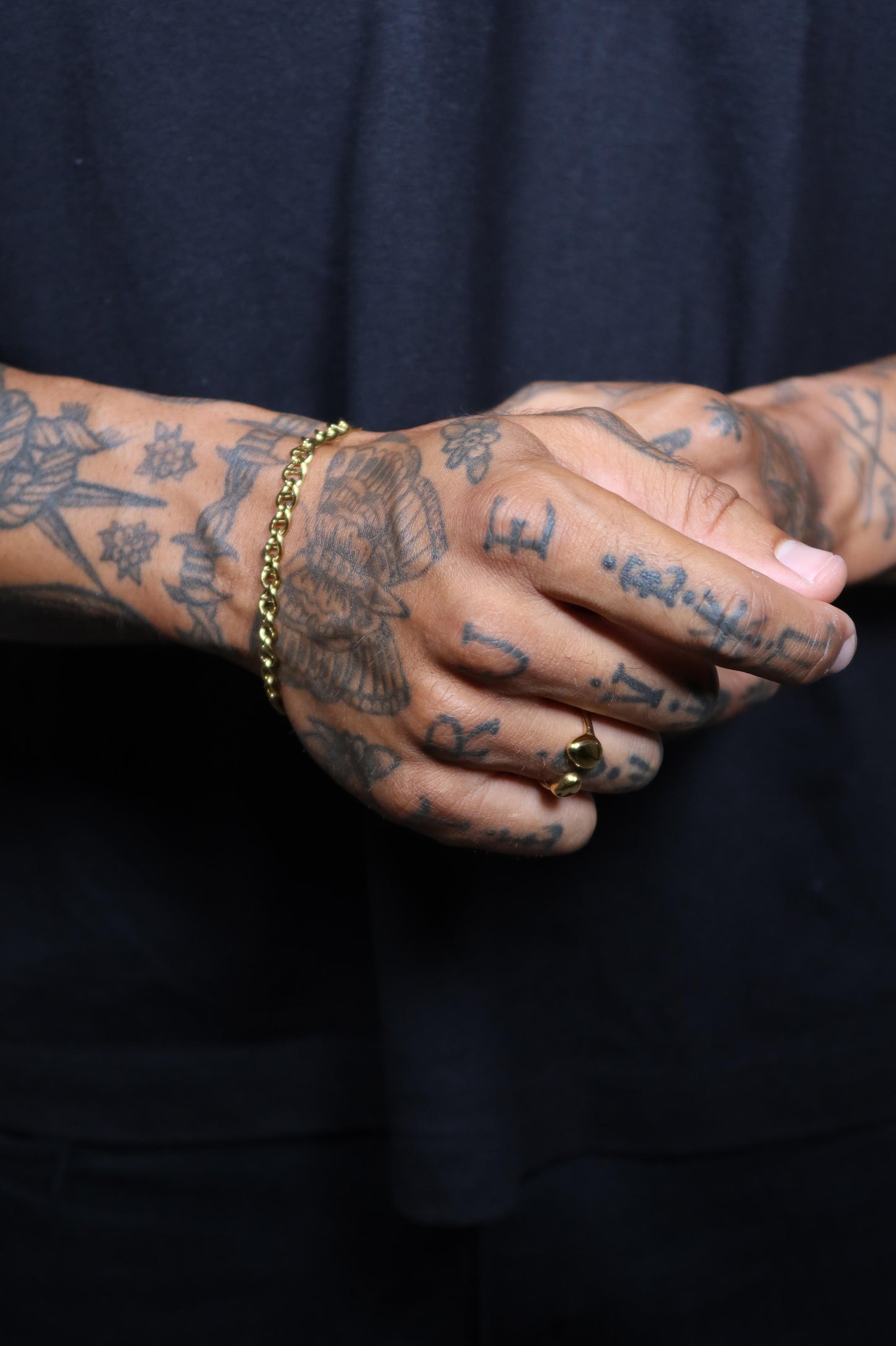 Pulseira Sway de Aço Inoxidável Dourado