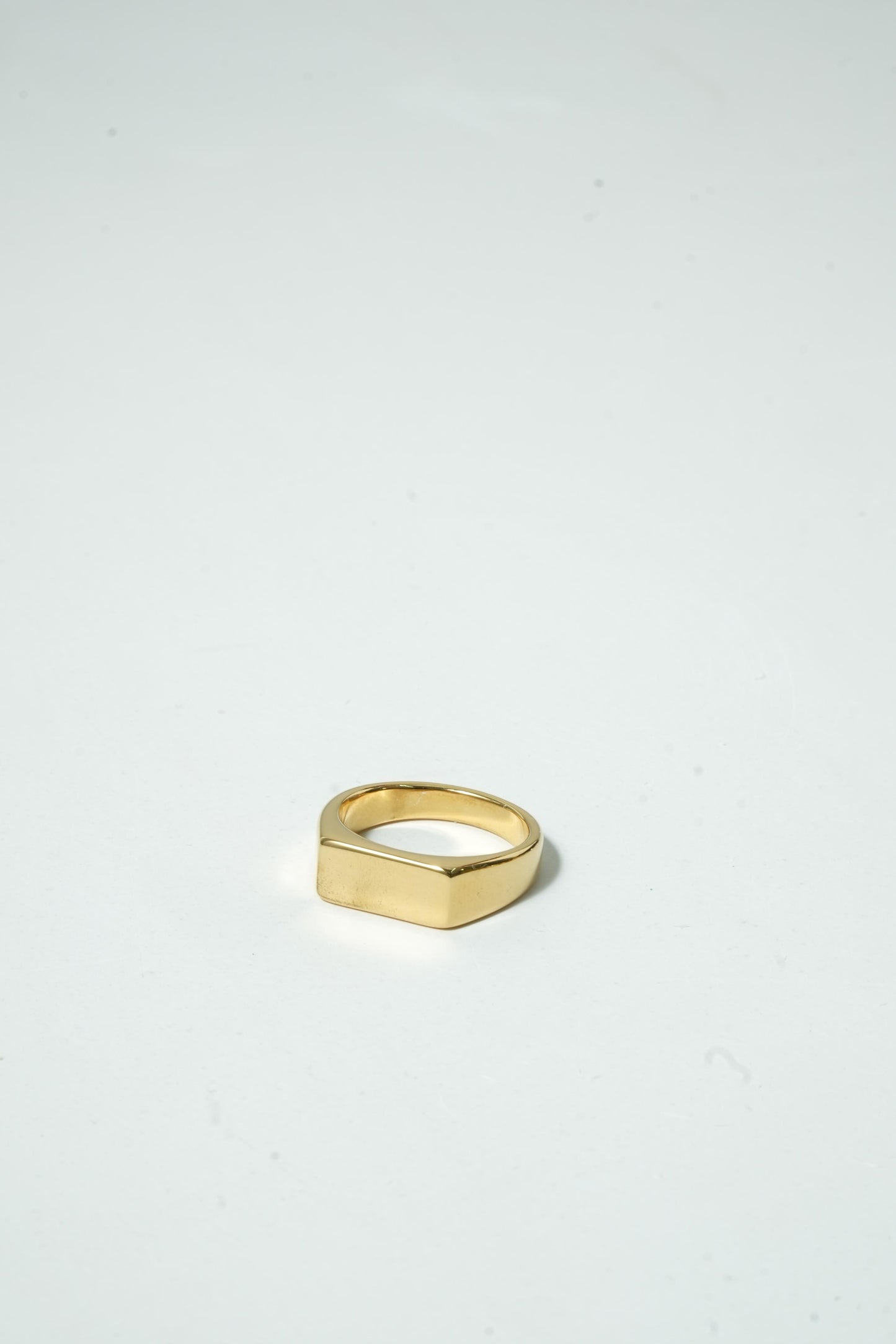 Anel Streight Dourado