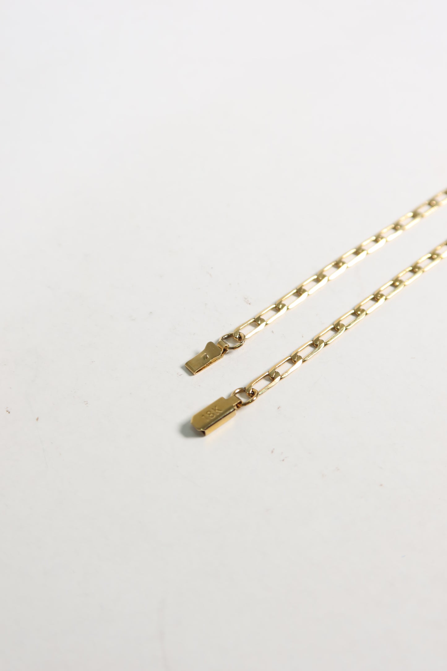 Colar Loop de Aço inoxidável Dourado