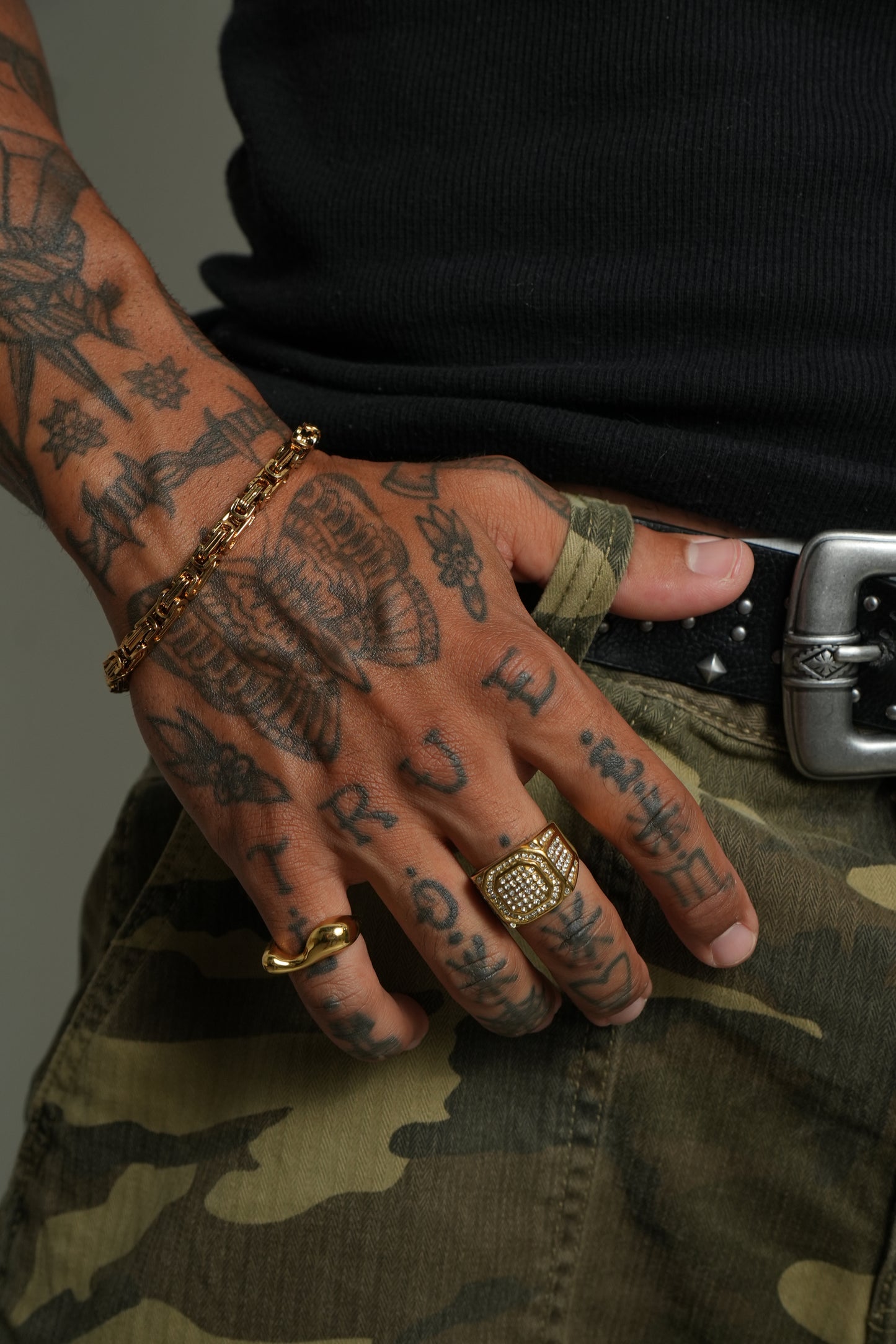 Anel Twisted Dourado