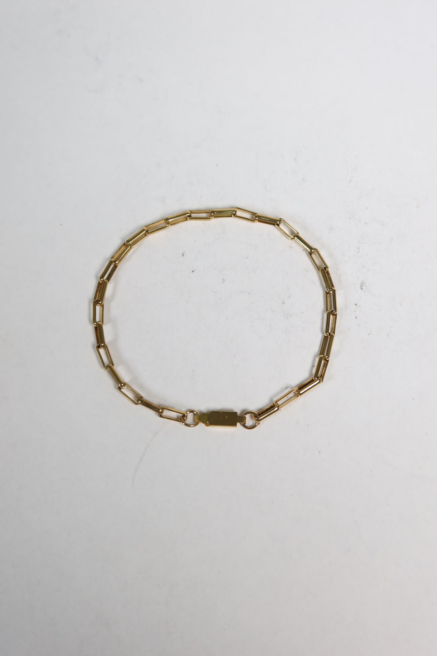 Pulseira Locked de Aço Inoxidável Dourado