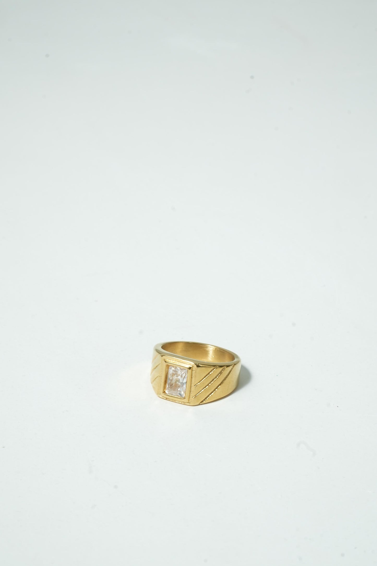 Anel White Dourado