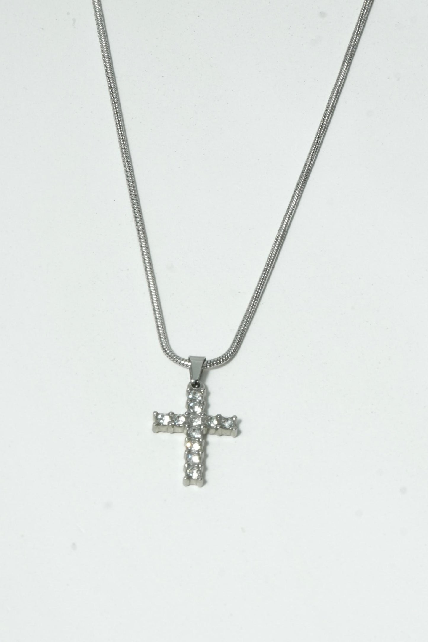 Colar Cross Iced de Aço Inoxidável